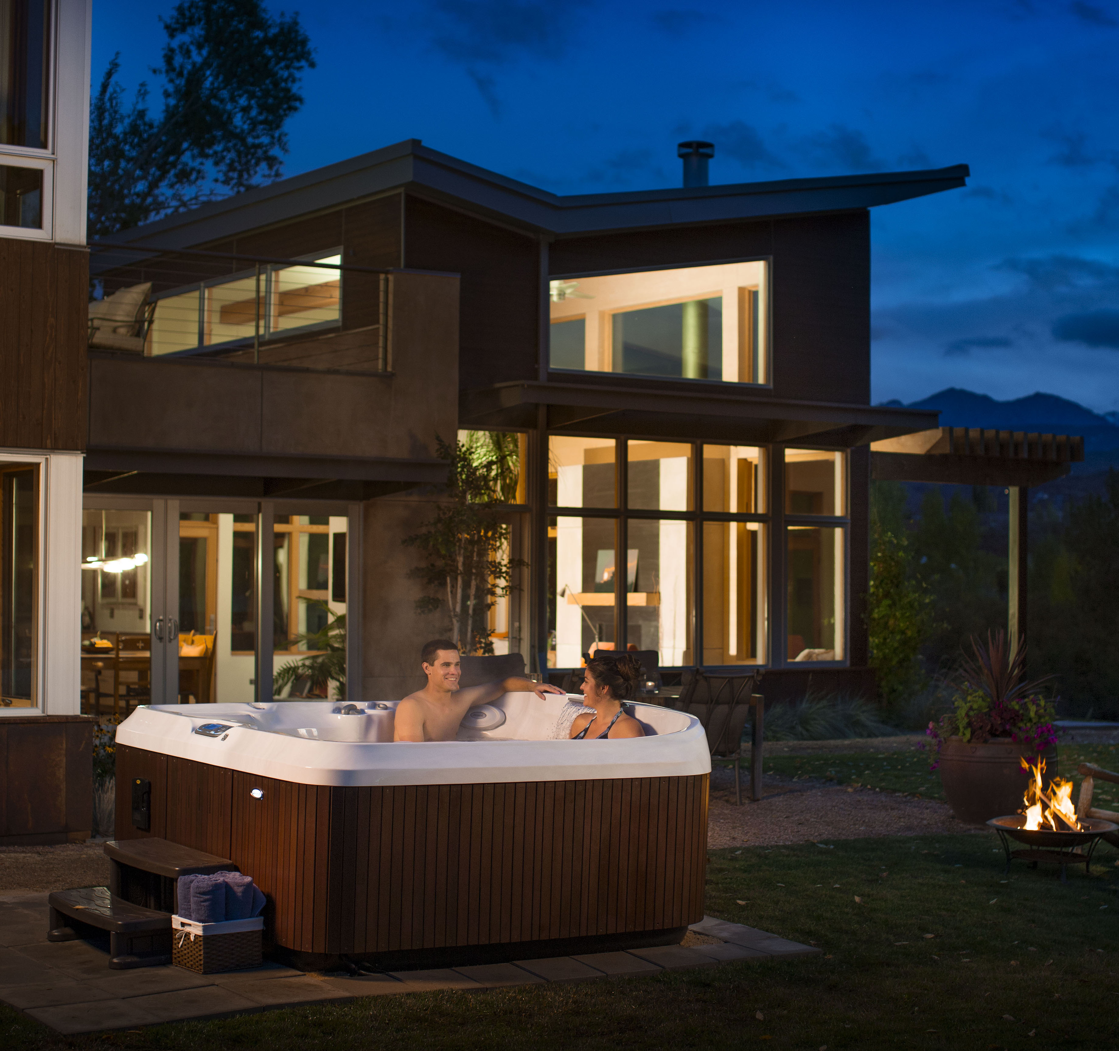 ��������������  Jacuzzi J-465 