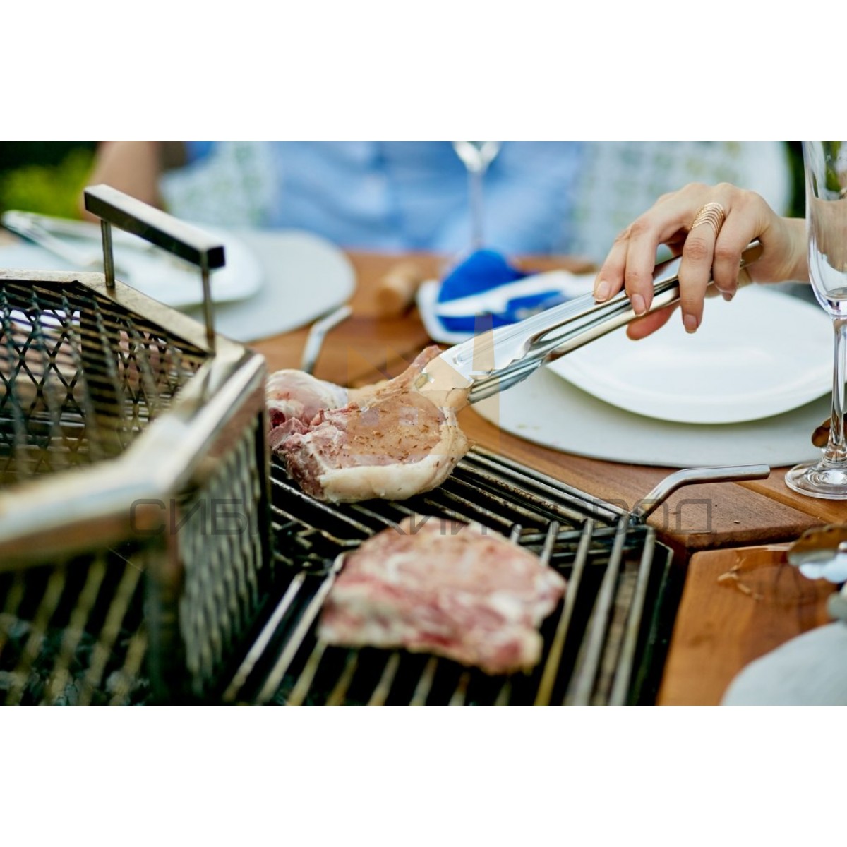 MGRILL 6-�� ������� ���: 45�� �x�x�: 1350��  � 1550��  x 900��